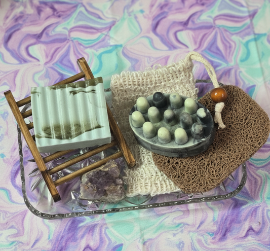DELUXE ESSENTIALS KIT • PICK 2 SOAPS + SOAP PRESERVATION KIT