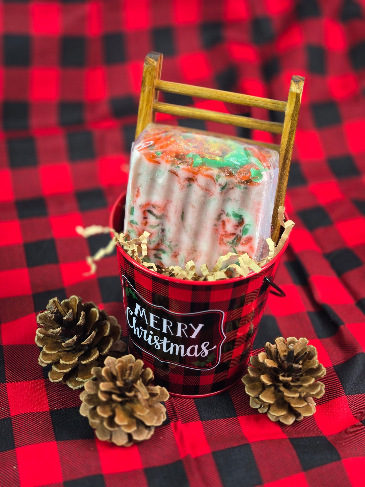 HOLIDAY SOAP BUCKET | CHRISTMAS SOAP GIFT SET | PICK YOUR SCENT
